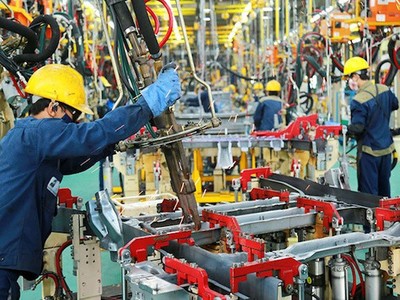 Xuất khẩu, tiêu dùng phục hồi thúc đẩy đáng kể cho tăng trưởng