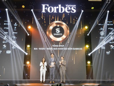 SABECO (SAB) liên tiếp lọt Top 50 công ty niêm yết tốt nhất Việt Nam
