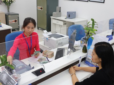 Hoạt động tín dụng của ngành ngân hàng được nhận định sẽ dần khởi sắc hơn trong những tháng cuối năm 2024