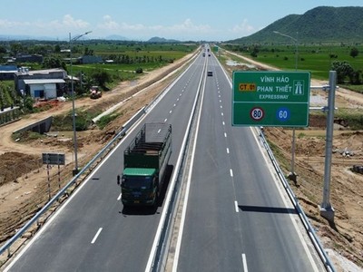 Một đoạn cao tốc Vĩnh Hảo - Phan Thiết.