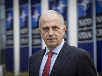 Ông Mircea Geoana. Ảnh: romania-insider.com