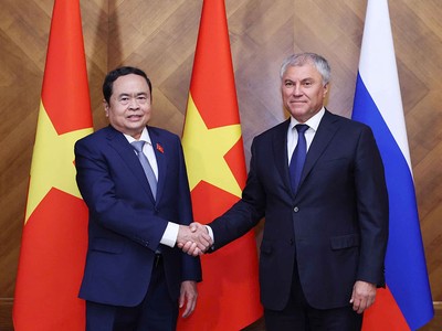 Chủ tịch Duma Quốc gia Quốc hội Liên bang Nga Vyacheslav Victorovich Volodin và Chủ tịch Quốc hội Trần Thanh Mẫn tại cuộc hội đàm. Ảnh: TTXVN