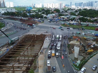 Tiến độ thực hiện dự án nút giao An Phú hiện mới chỉ đạt 55%.