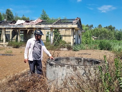 Quảng Ngãi: Nguyên một khu tái định cư và hàng trăm lô đất tái định cư khác bị bỏ hoang hơn 10 năm