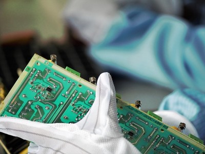 Triển vọng sáng ngành công nghệ, bán dẫn