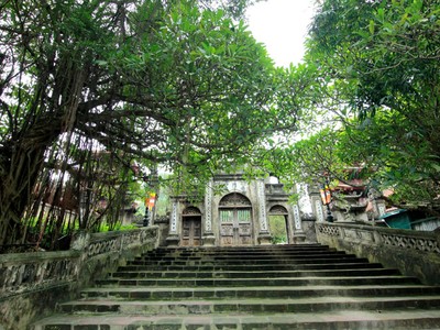 Di tích quốc gia đặc biệt quần thể Hương Sơn (Chùa Hương) đã được công nhận khu du lịch cấp thành phố. Ảnh: Hồng Hạnh 