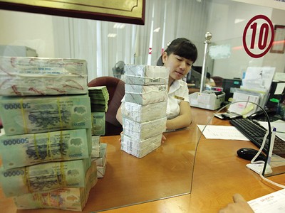 Ngân hàng Nhà nước bơm 46.500 tỷ đồng ra thị trường, lãi vay liên ngân hàng vẫn tăng