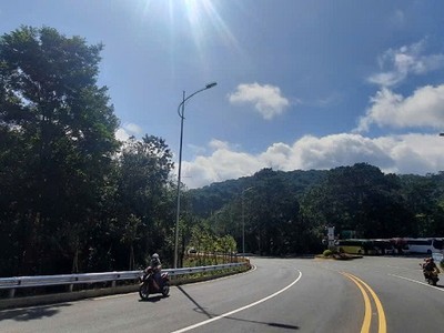 Tuyến đường đèo Prenn, TP. Đà Lạt, tỉnh Lâm Đồng. Ảnh: Linh Đan