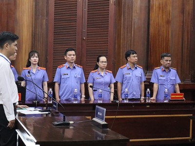 Đại diện Viện kiểm sát Nhân dân TP.HCM tại toà.