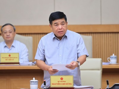 Bộ trưởng Nguyễn Chí Dũng tiếp tục khẳng định xu thế phục hồi tích cực của nền kinh tế - Ảnh Nhật Bắc (VGP)