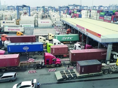 Muốn xuất khẩu sang thị trường khó tính, logistics cũng phải xanh