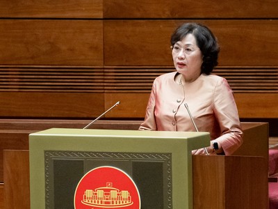 Nếu nhóm vấn đề thuộc lĩnh vực ngân hàng được chọn, Thống đốc Nguyễn Thị Hồng sẽ chịu trách nhiệm trả lời chính.