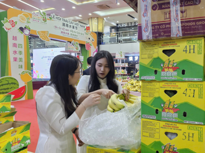 Việt Nam thu gần 1 tỷ USD xuất khẩu rau quả trong một tháng 