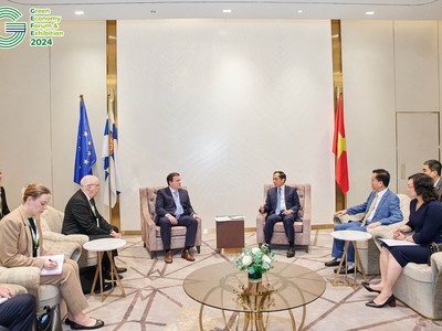 Phó thủ tướng Chính phủ Bùi Thanh Sơn tiếp Phó chủ tịch Ủy ban châu Âu (EC).