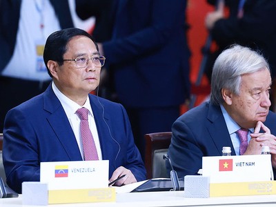 Hội nghị BRICS mở rộng: Thủ tướng Phạm Minh Chính đề xuất 5 kết nối chiến lược 