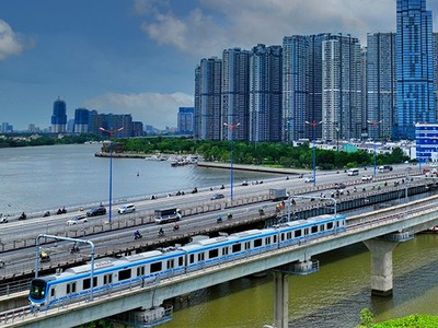 TP.HCM hiện nay mới xây dựng được tuyến metro (Bến Thành - Suối Tiên) nhưng chưa vận hành thương mại - Ảnh: Lê Toàn