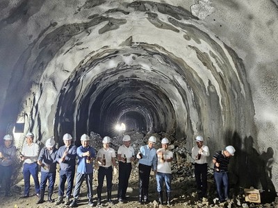 Hầm số 2 của gói thầu được đào thông trước tiến độ