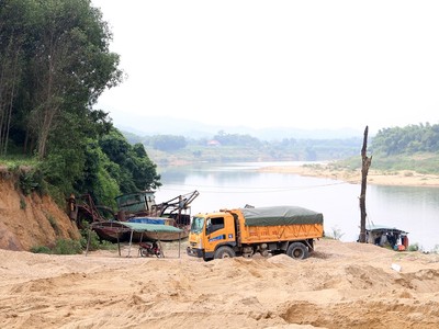 Hoạt động khai thác cát ở Nghệ An đang cần chế tài kiểm đếm nghiêm ngặt, ảnh minh hoạ - Nguồn ảnh: Nguyễn Hải