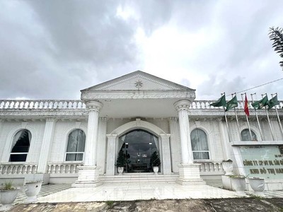 Cảnh hoang tàn tại Dự án Khu đô thị thương mại, du lịch, nghỉ dưỡng sinh thái Đại Ninh.