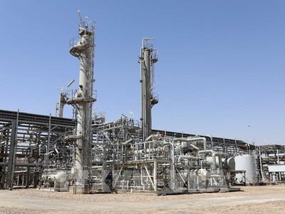 Một nhà máy lọc dầu ở Wasit, Iraq. (Ảnh: THX/TTXVN)