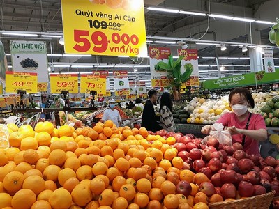 Thủ tướng yêu cầu tích cực tổ chức các chương trình khuyến mại trên phạm vi vùng và toàn quốc. 