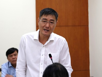 Ông Nguyễn Nam Bình, Cục trưởng Cục Thuế TP.HCM phát biểu tại phiên thảo luận tổ. Ảnh: Trọng Tín.