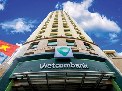 Vietcombank (VCB) chốt quyền trả cổ tức 49,5% bằng cổ phiếu, duyệt phương án chia cổ tức năm 2023