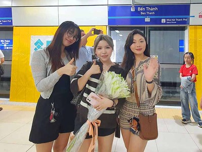 Người dân TP.HCM háo hức khám phá không gian ngầm hiện đại của tuyến Metro số 1 