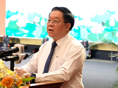 Đồng chí Nguyễn Trọng Nghĩa, Ủy viên Bộ Chính trị, Bí thư Trung ương Đảng, Trưởng ban Tuyên giáo Trung ương phát biểu tại Hội nghị. Ảnh: Trọng Tín