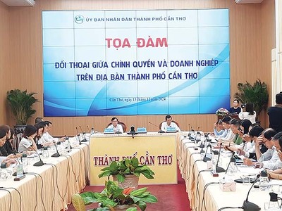 Tọa đàm là dịp để chính quyền TP. Cần Thơ lắng nghe góp ý, đề xuất, kiến nghị của doanh nghiệp
