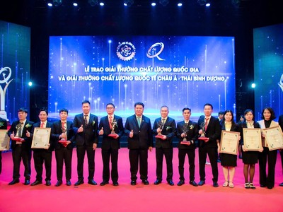 Đại diện các nhà máy của C.P. Việt Nam nhận giải tại chương trình