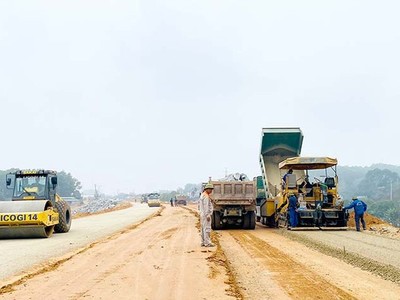 Giải ngân vốn đầu tư công của Bộ Công thương hết tháng 11/ 2024 đạt: 178,649 tỷ đồng, bằng 33,2% tổng kế hoạch vốn được giao. 