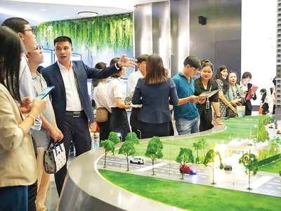 Các chủ đầu tư giới thiệu nhiều chương trình khuyến mãi để thu hút khách mua 