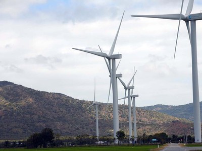 Luật Điện lực (sửa đổi) năm 2024 có những nội dung “hoàn toàn mới” về phát triển điện năng lượng tái tạo (Ảnh: Đức Thanh)