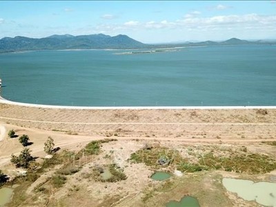 Công trình thủy lợi hồ chứa nước Ia Mơr nằm trên địa bàn hai tỉnh Gia Lai và Đắk Lắk. (Ảnh minh họa: TTXVN)