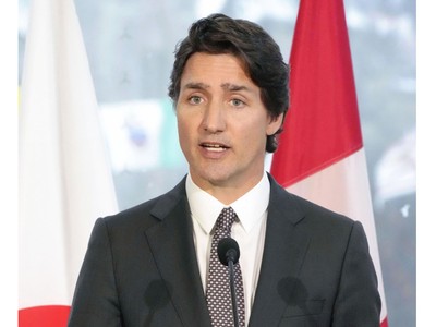 Thủ tướng Canada Justin Trudeau trong cuộc họp báo tại Ottawa. Ảnh: Kyodo/TTXVN