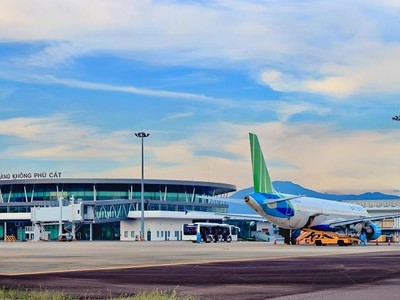 Cảng hàng không Phù Cát, tỉnh Bình Định. 
