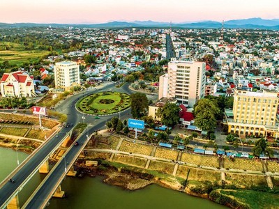 Kon Tum có chính sách thuận lợi để các tập đoàn kinh tế lớn tham gia đầu tư một số lĩnh vực then chốt trên địa bàn tỉnh. 