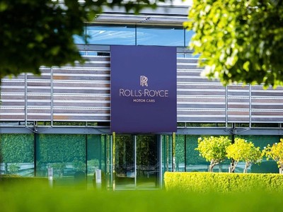 Rolls-Royce đầu tư 370 triệu USD để tạo ra những siêu xe độc bản 
