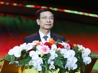 Bộ trưởng Nguyễn Mạnh Hùng phát biểu tại Diễn đàn. Ảnh: Hoàng Hà.