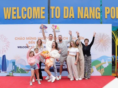 Khách du lịch quốc tế đến Đà Nẵng trong đầu năm 2025.