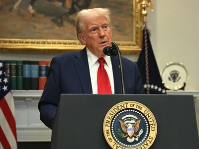 Tổng thống Mỹ Donald Trump phát biểu tại Phòng họp Roosevelt ở Nhà Trắng vào ngày 21/1. Ảnh: AFP 