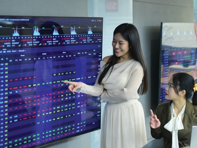 Chứng chỉ quỹ đang được nhiều nhà đầu tư chứng khoán lựa chọn