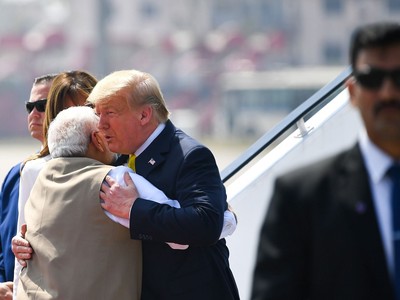 Tiết lộ về nhà lãnh đạo đầu tiên trên thế giới thăm Mỹ dưới thời Tổng thống Trump