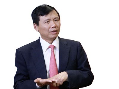 PGS-TS. Đặng Đình Quý, nguyên Thứ trưởng Bộ Ngoại giao, nguyên Đại sứ đặc mệnh toàn quyền, Trưởng phái đoàn đại diện thường trực Việt Nam tại Liên hợp quốc ở New York, Hoa Kỳ 