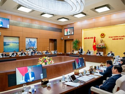 Phiên họp chiều 10/2 của Ủy ban Thường vụ Quốc hội .