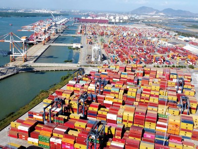 Việt Nam trong vòng xoáy “thương chiến 2.0”: Bất định từ rủi ro đã biết trước 