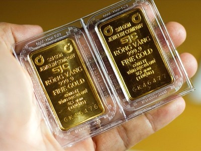 Cẩn trọng rót vốn vào vàng khi giá tăng cao 