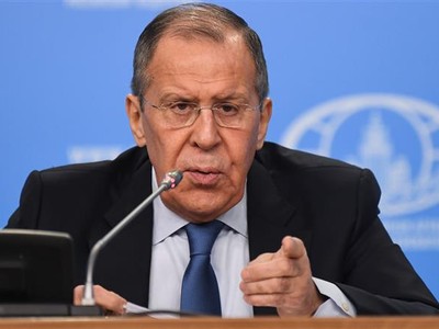 Ngoại trưởng Nga Sergey Lavrov phát biểu tại cuộc họp báo ở Moskva. Ảnh: AFP/TTXVN