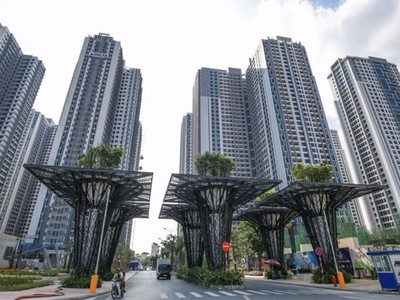  Nhiều khu trung tâm thương mại dịch vụ ở khu Ruby trong khu đô thị Goldmark City đã bị cắt nước trong nhiều ngày.